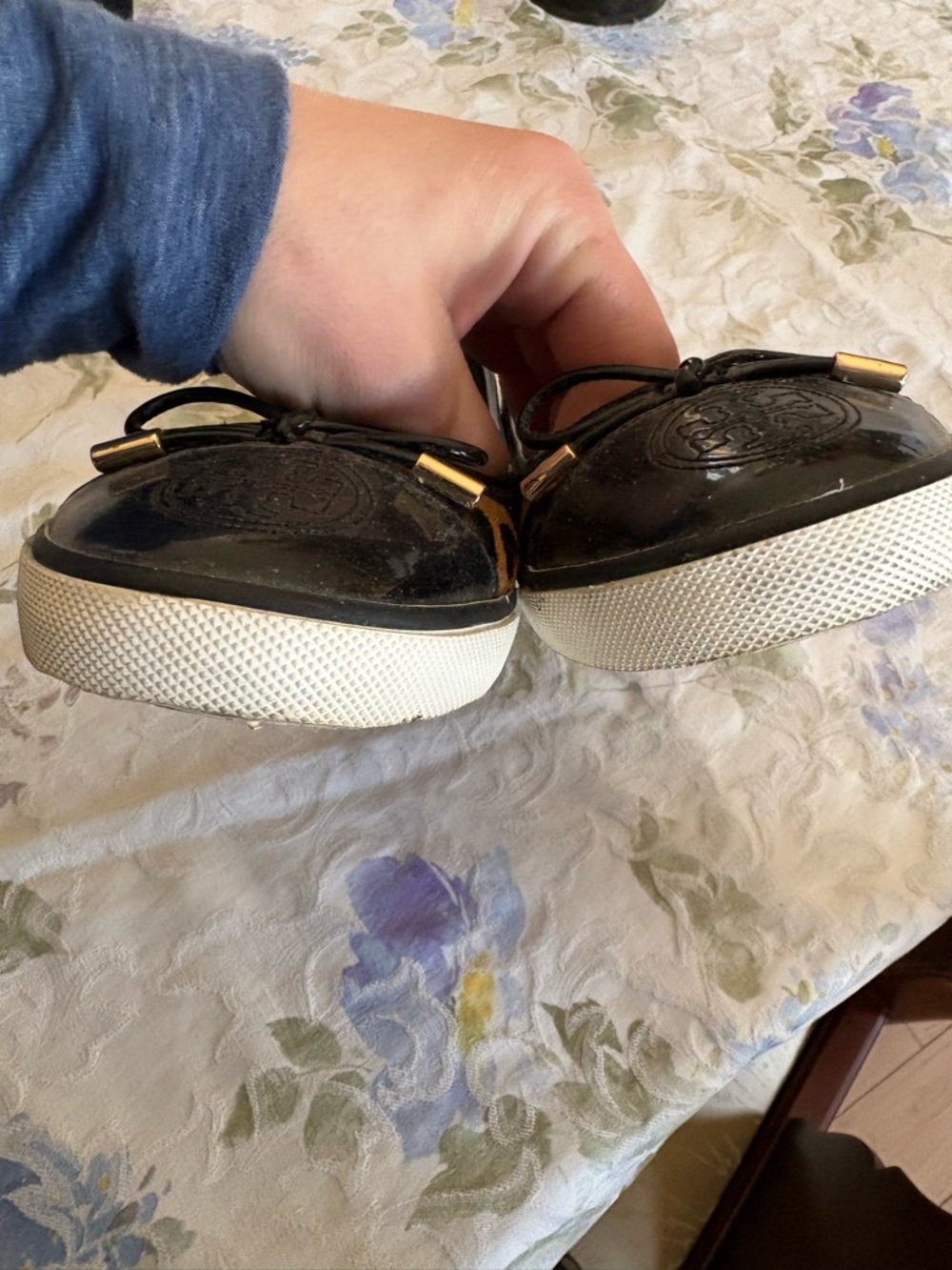 Tory Burch Leopard Print Ballet Flats with Black Patent Toe - Picture 4 of 9